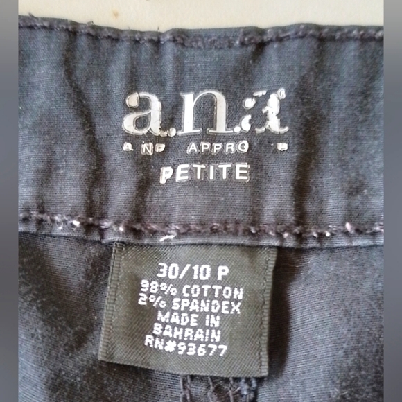 Navy blue shorts - Picture 3 of 3